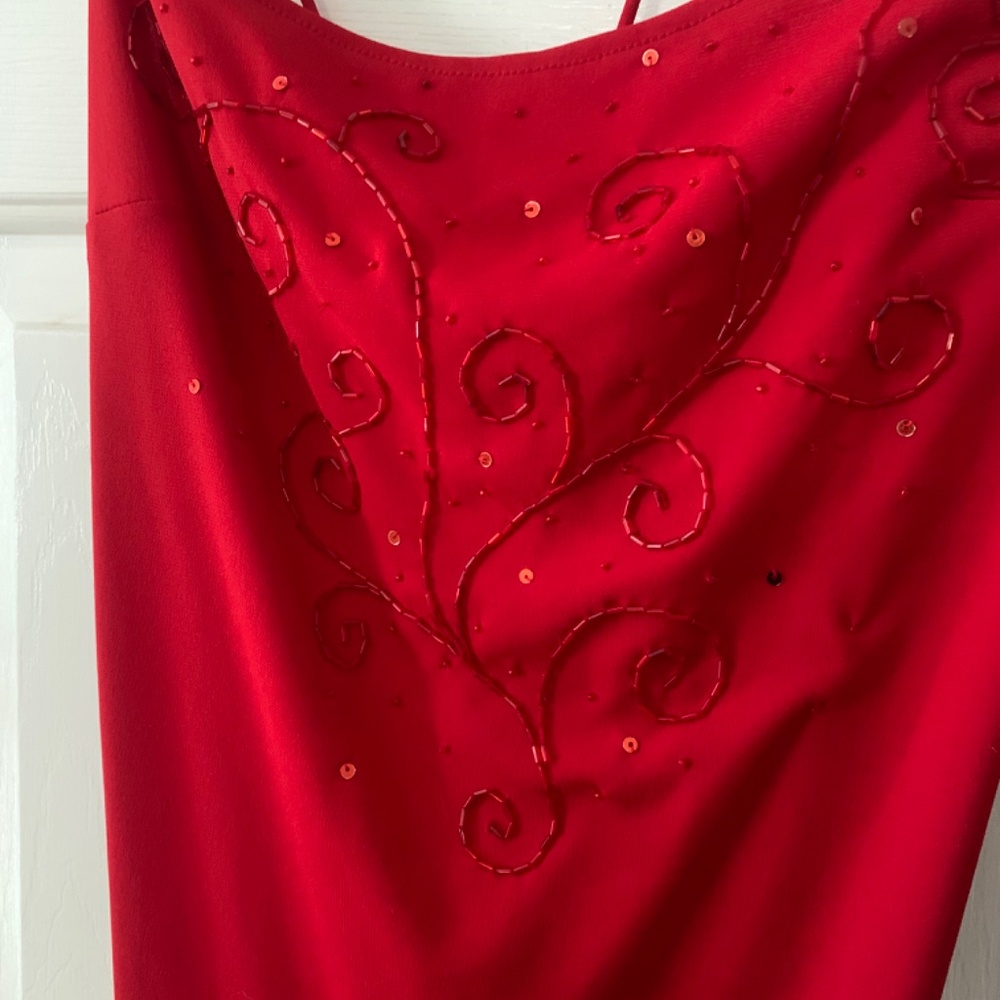 Red sequence pattern long evening dress - Picture 6 of 8